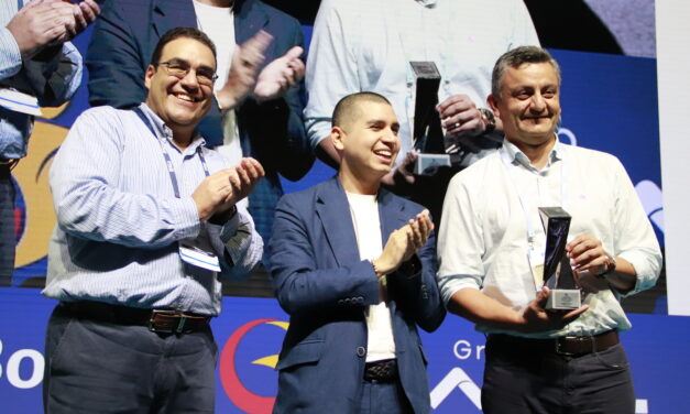 Asobancaria reconoce el compromiso social, ambiental y tecnológico de sus agremiados