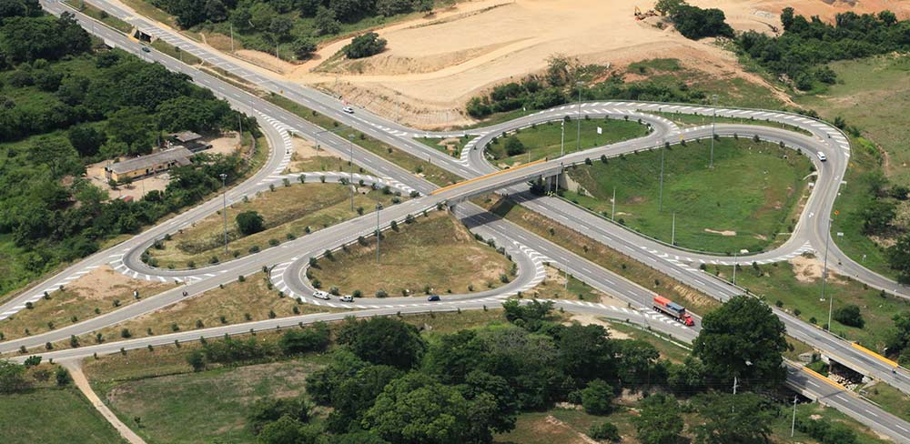 Investigan 9 exfuncionarios de la ANI por contrato de Ruta del Sol II