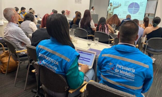 Inhabilitan por 10 años a Subcomandante de Tránsito de Medellín