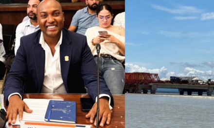 Walter Salas celebra ordenanza en favor del mar de Antioquia