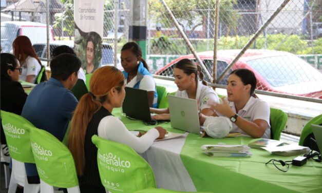 Más de 1.300 vacantes para trabajar en Medellín y Antioquia