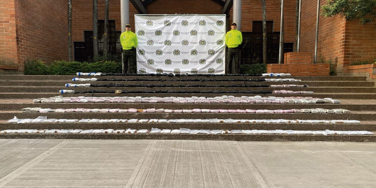 Desarticulan redes criminales y confiscan 400 mil gramos de marihuana en Medellín