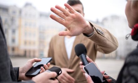 Gobierno de Colombia propone regular contenidos audiovisuales: debate entre pluralismo y censura