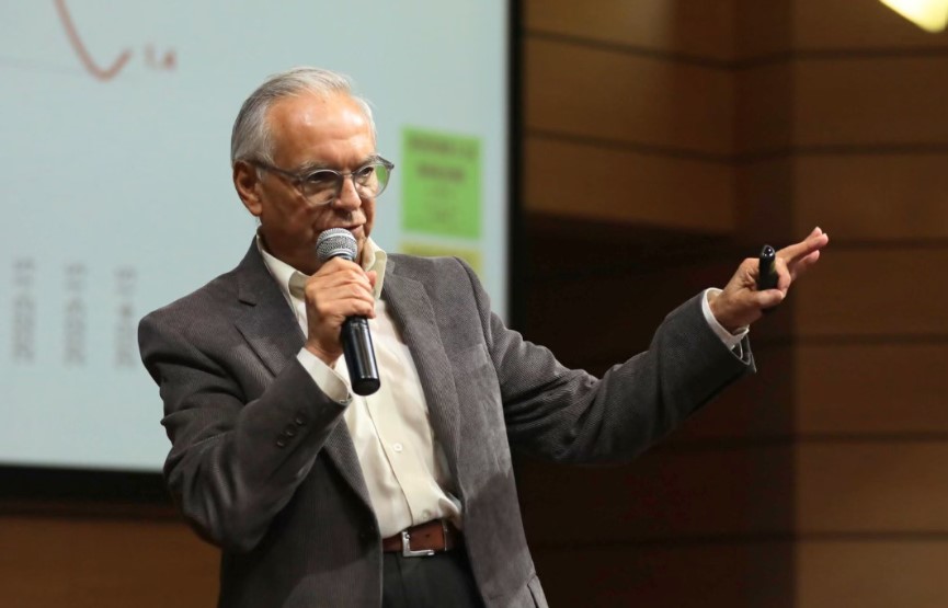 Ricardo Bonilla renuncia al Ministerio de Hacienda tras solicitud del presidente Gustavo Petro