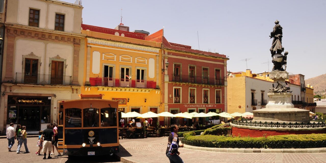 Guanajuato: tradición y arquitectura única para «vivir México»