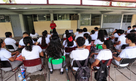 Titulación universitaria de mujeres iberoamericanas creció un 38%, dice la OEI