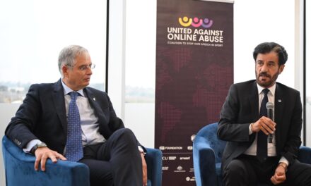 Más de la mitad del ciberacoso en el deporte es misógino o racista, según un estudio