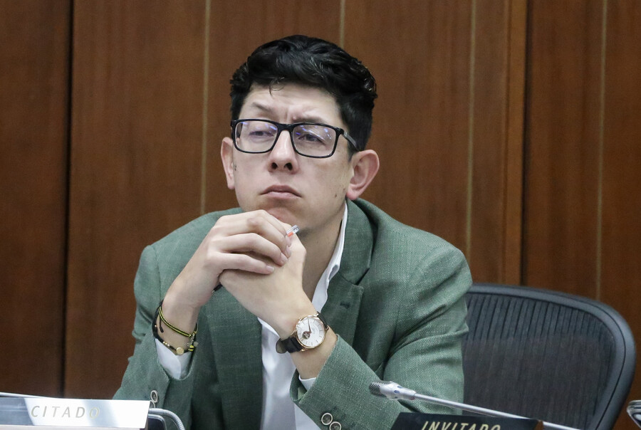 Mineducación exige proteger a los niños del conflicto tras caso Convención