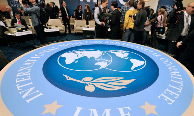 FMI advierte que cambios políticos en EE.UU. impactarán la economía global