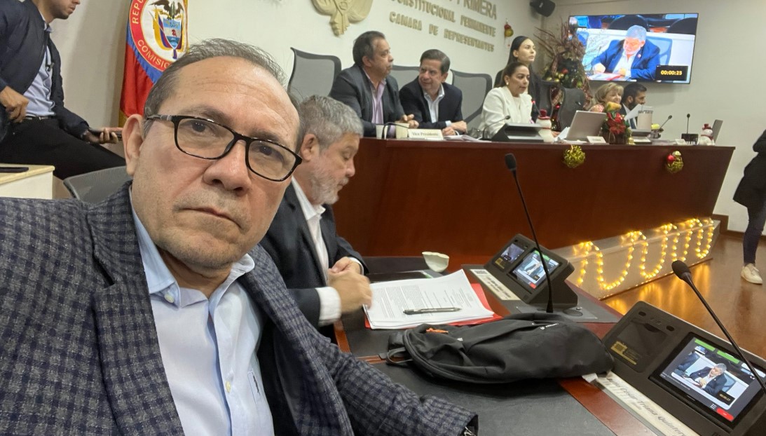 Antonio Sanguino asume como ministro de Trabajo en medio de señalamientos por presunta corrupción