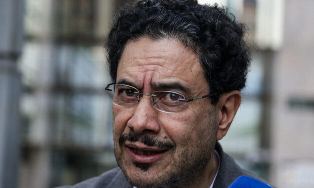 Iván Cepeda sobre juicio contra Álvaro Uribe: «De nada valdrán las estratagemas para torpedear la justicia»