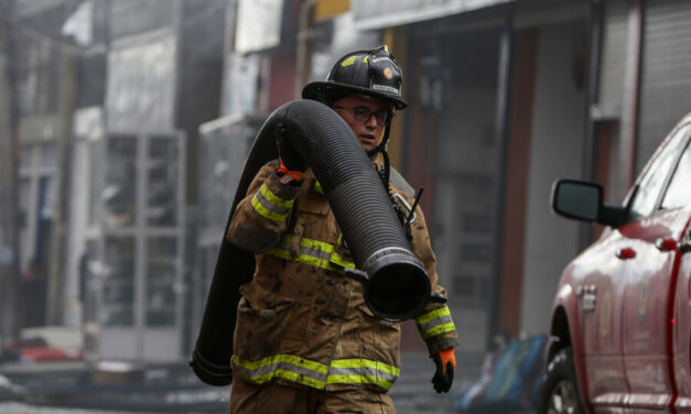 Incendio en Soacha destruye ocho locales comerciales: comerciantes lo han perdido todo