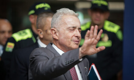 Corte suspende temporalmente el juicio contra Álvaro Uribe Vélez