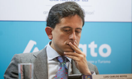 Luis Carlos Reyes denuncia presiones y corrupción en la DIAN antes de su salida