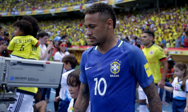 Neymar regresa a la selección brasileña y jugaría contra Colombia