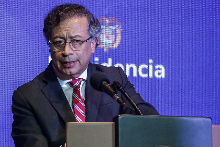 Petro rechaza embargo de cuentas del Gobierno tras demanda de EPM