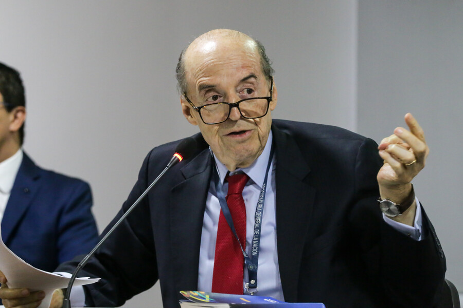 Álvaro Leyva habla del comportamiento de Petro sin mencionarlo desde su trinchera de X