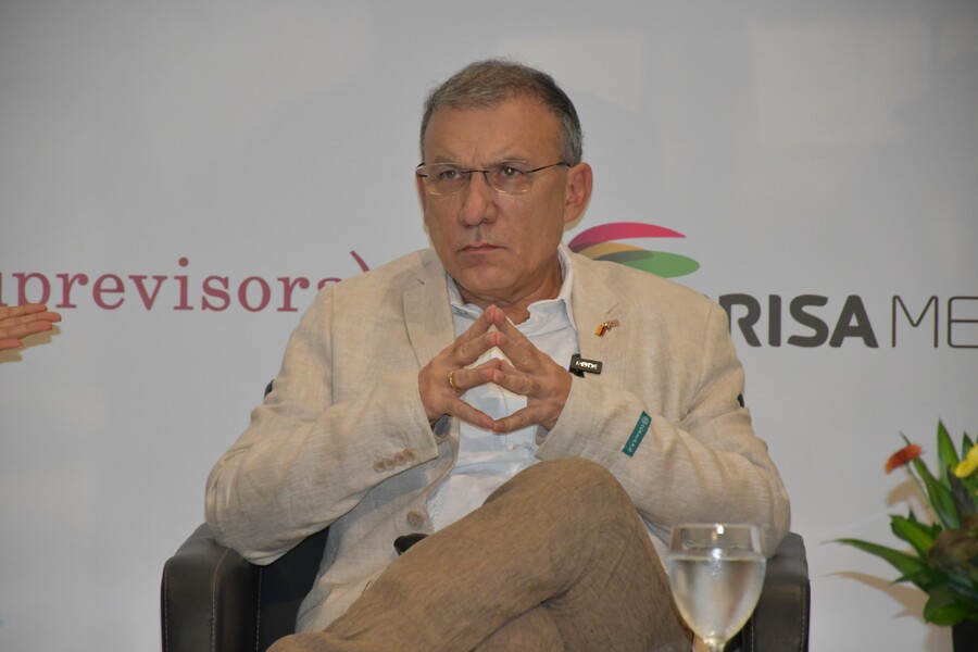 Roy Barreras denuncia soborno de testigos en su contra