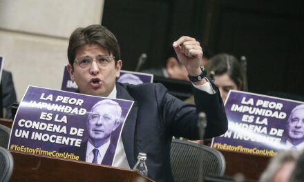 Miguel Uribe se enfrenta a Sandra Ramírez por acusaciones en el Congreso