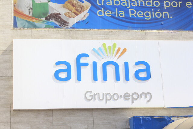 Presupuesto millonario en Afinia, sin licitación