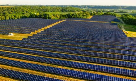 Colombia Solar se amplía: hasta $20 millones para instalar paneles en tiendas de barrio
