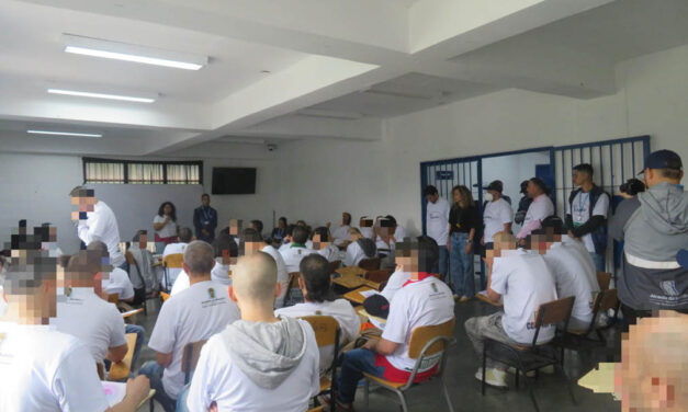 Medellín impulsa Parceros PPL para jóvenes en prisión