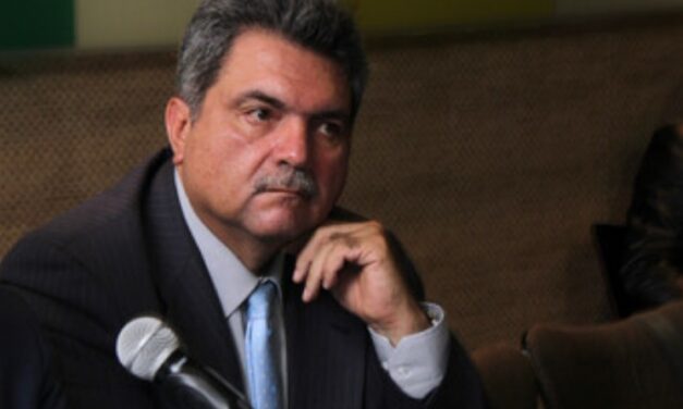 Corte Suprema absuelve a Plinio Olano