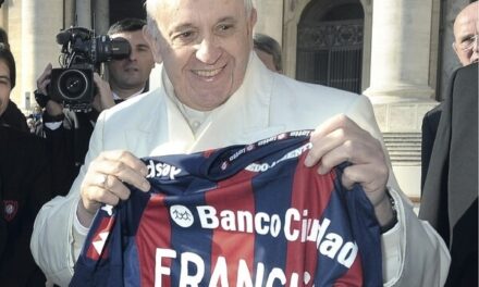 Papa Francisco fallece a los 88 años: su legado futbolero queda en la historia