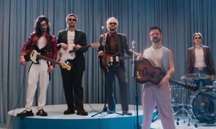 Morat y Camilo lanzan «Me Toca a Mí», una colaboración con aire retro y mucho sentimiento