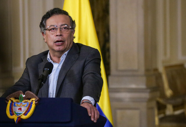 Petro aceptó el error y volvió a radicar la Consulta Popular en el Senado