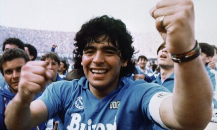 Declarado nulo el juicio por muerte de Maradona