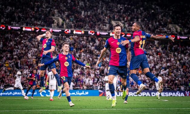 Ronald Araujo baja para el FC Barcelona por molestias en la rodilla