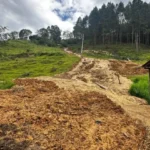 Evacúan 77 Viviendas en San Antonio de Prado por riesgo de deslizamiento