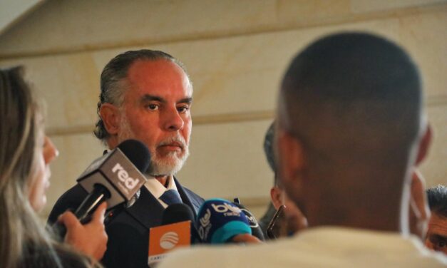 Armando Benedetti niega intimidaciones al Congreso para votar la Consulta Popular