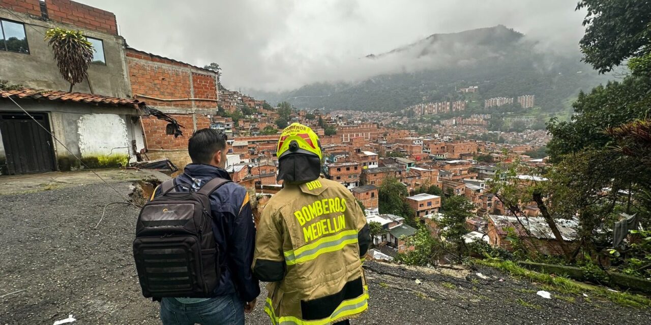 Medellín activa ayuda humanitaria tras deslizamiento