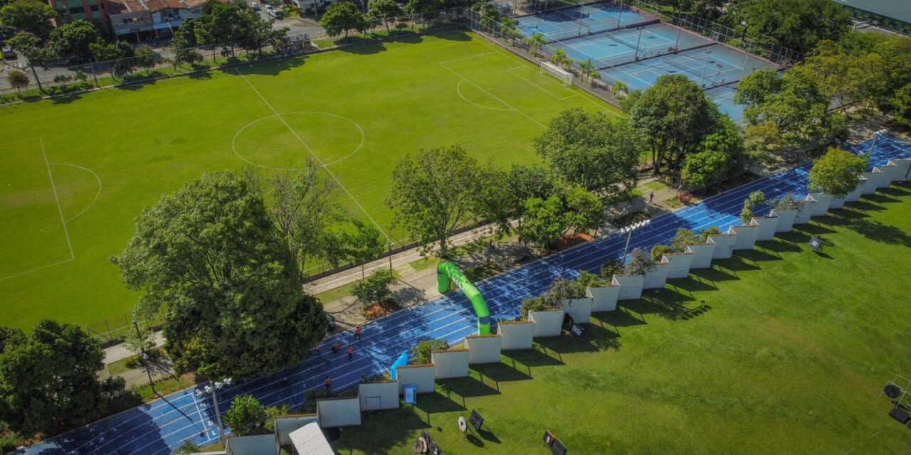 Medellín estrena pista de atletismo tras años de abandono