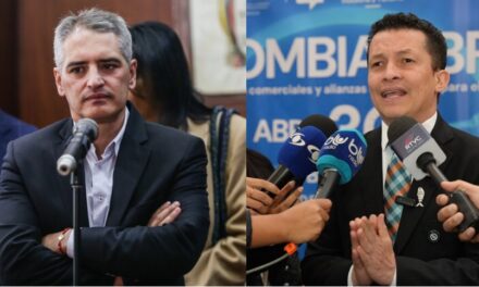 ¿El Gobernador de Antioquia miente? «Las ambulancias salvan vidas, no egos»: Alejandro Toro