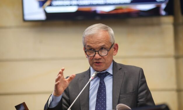 Carlos Ramón González se declara inocente en caso UNGRD