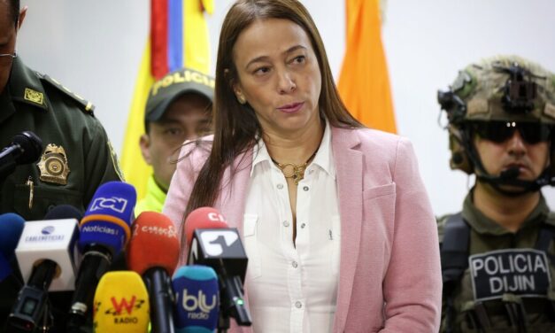 Acusan formalmente a Claudia Carrasquilla: ¿la concejal hacía torcidos en la Fiscalía?