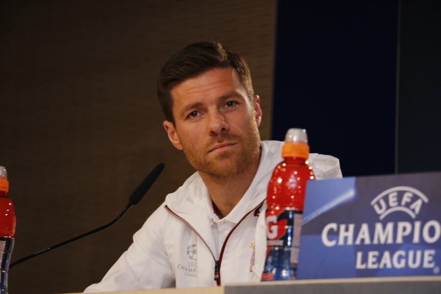 Xabi Alonso no seguirá en el Bayer Leverkusen