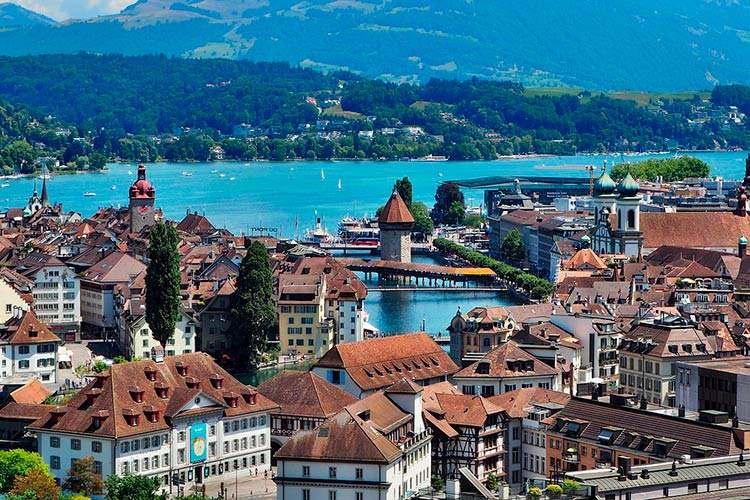 Suiza elevará los requisitos de capital para bancos sistemáticos