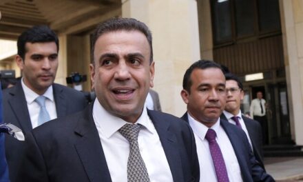 Musa Besaile aceptó cargos por multimillonario fraude