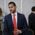 Exministro Daniel Palacios confirma candidatura presidencial
