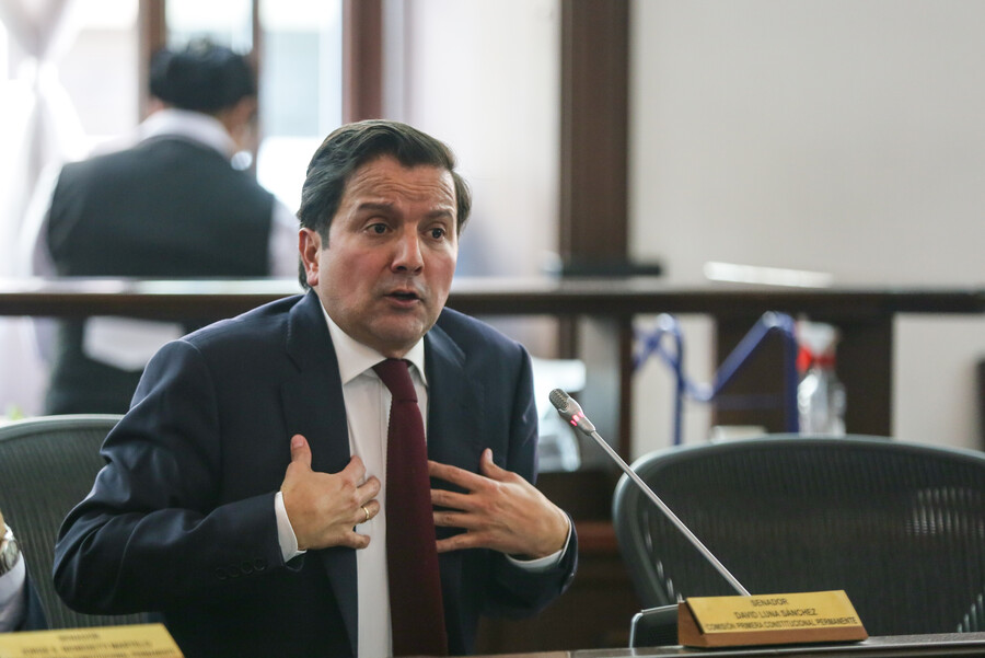 Precandidato David Luna denuncia cadena de ataques