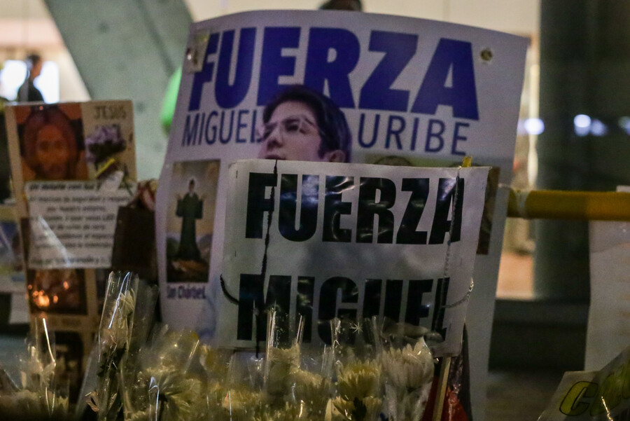 Imputan delitos a presunto implicado en atentado a Miguel Uribe