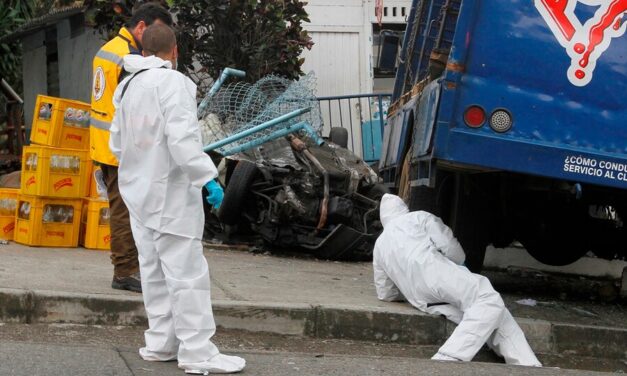 SIC sanciona a Postobón tras hallazgo en botella de 350 mililitros