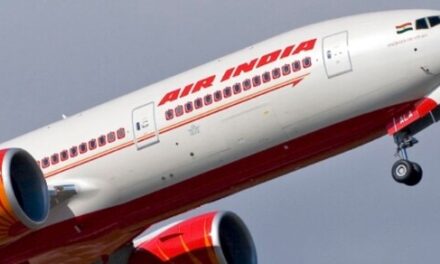 Un avión con más de 240 personas se estrelló en India