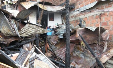 Incendio en Enciso deja dos viviendas destruidas y a familias entre el dolor y la esperanza