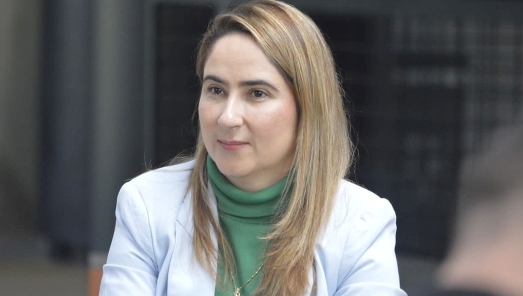 Inhabilitan por 8 años a exsecretaria de Educación del gobierno de Daniel Quintero