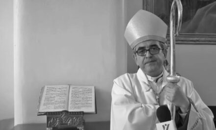 Falleció monseñor Víctor Manuel Ochoa Cadavid, exobispo de Medellín